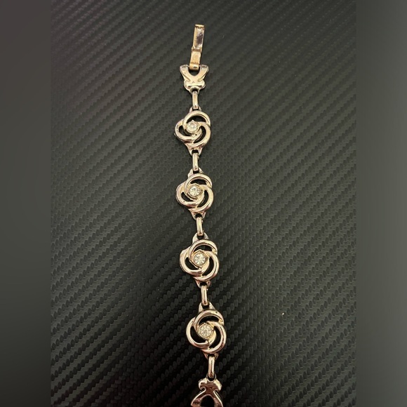 Vintage, Gold Tone, Fold Over Clasp Rhinestone Bracelet 6 3/4” - Picture 3 of 4